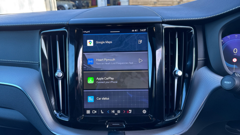 Volvo Xc60 2.0 T8 455 Recharge PHEV R DESIGN Pro 5dr AWD Auto Estate